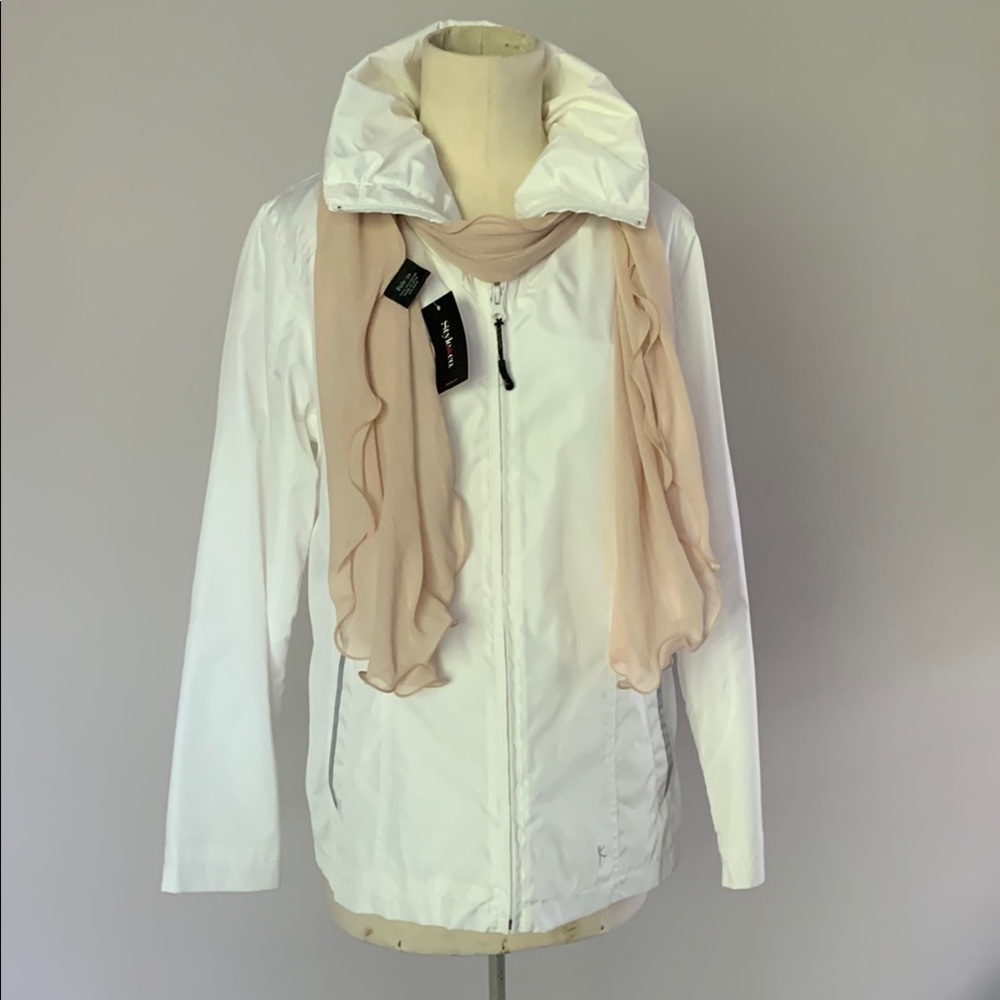 Danskin Women's White Jacket w/Hood in Zipperd Collar EUC with Tan Sheer Scarf